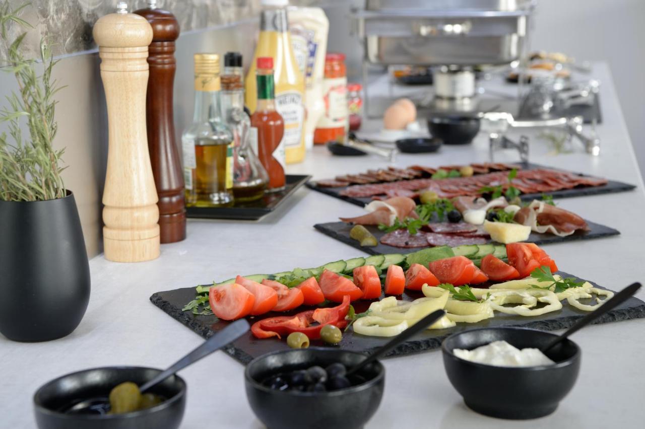 Premier Hotel Μίσκολτς Εξωτερικό φωτογραφία